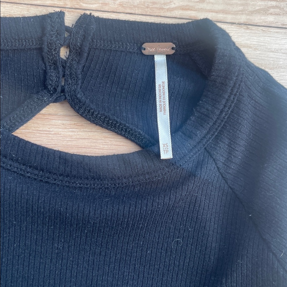 Free people size XS Black Long Sleeve Tie-Back Top - Picture 6 of 12